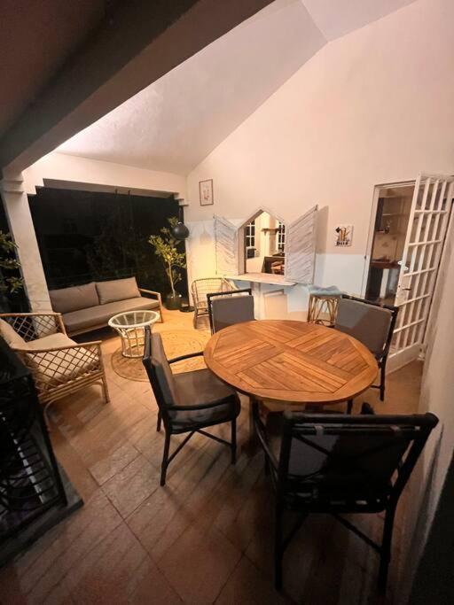 Flic-en-Flacq Apartment With Private Rooftop 450 M From The Beach מראה חיצוני תמונה